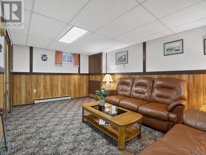 37 COXWORTH CRESCENT, Toronto (Malvern), Ontario, M1B1E2