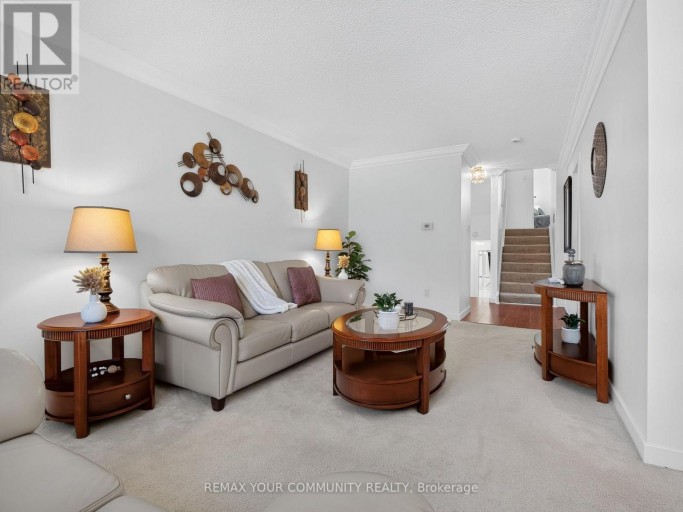37 COXWORTH CRESCENT, Toronto (Malvern), Ontario, M1B1E2