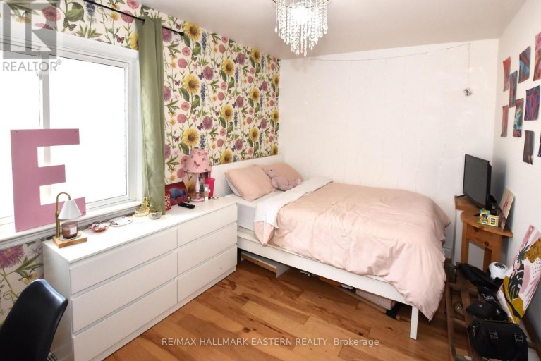 726 FAIRBAIRN STREET, Peterborough (Northcrest Ward 5), Ontario, K9H6B6