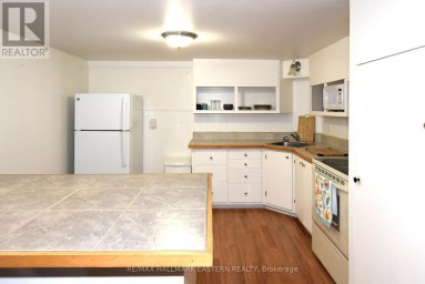 726 FAIRBAIRN STREET Peterborough (Northcrest Ward 5) Ontario photo 21