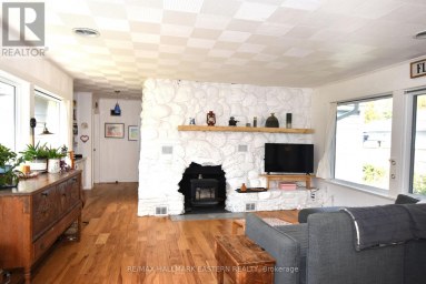 726 FAIRBAIRN STREET Peterborough (Northcrest Ward 5) Ontario photo 4