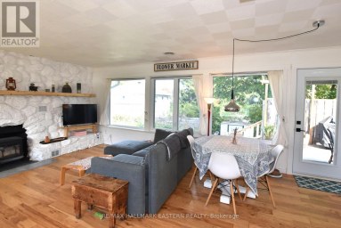 726 FAIRBAIRN STREET Peterborough (Northcrest Ward 5) Ontario photo 5