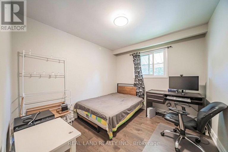 37 PAWNEE AVENUE, Toronto (Pleasant View), Ontario, M2H3C6