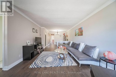 37 PAWNEE AVENUE Toronto (Pleasant View) Ontario photo 8