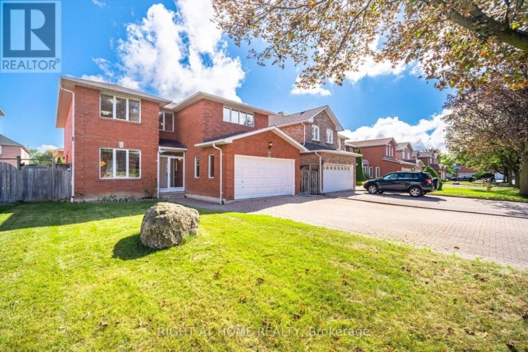 11 LYNDA MCNEIL PLACE, Markham (Middlefield), Ontario, L3S3E4