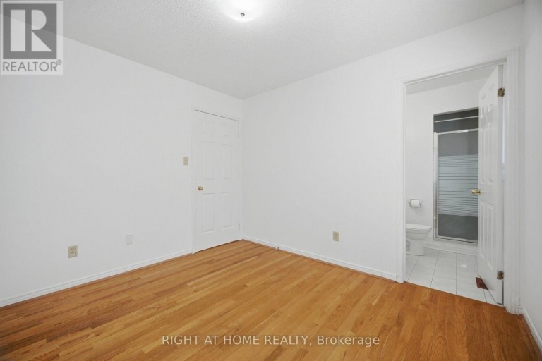 11 LYNDA MCNEIL PLACE, Markham (Middlefield), Ontario, L3S3E4