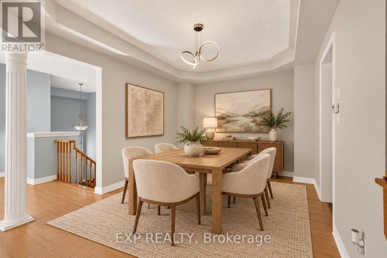 209 WOODSPRING AVENUE, Newmarket (Woodland Hill), Ontario, L3X3J4