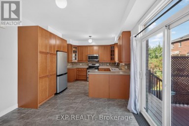 209 WOODSPRING AVENUE Newmarket (Woodland Hill) Ontario photo 13