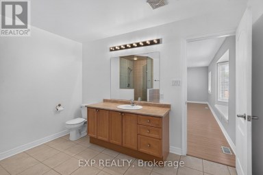 209 WOODSPRING AVENUE Newmarket (Woodland Hill) Ontario photo 30