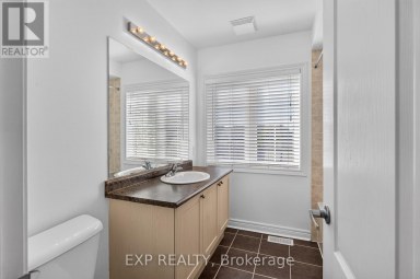 209 WOODSPRING AVENUE Newmarket (Woodland Hill) Ontario photo 31