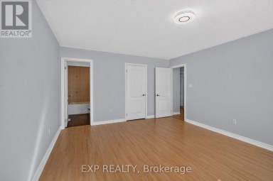 209 WOODSPRING AVENUE Newmarket (Woodland Hill) Ontario photo 37