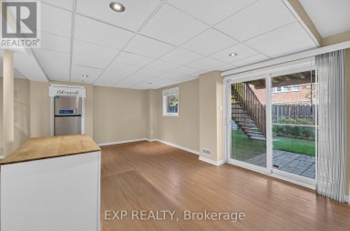 209 WOODSPRING AVENUE Newmarket (Woodland Hill) Ontario photo 44