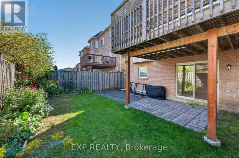 209 WOODSPRING AVENUE, Newmarket (Woodland Hill), Ontario, L3X3J4
