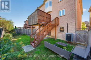 209 WOODSPRING AVENUE Newmarket (Woodland Hill) Ontario photo 50