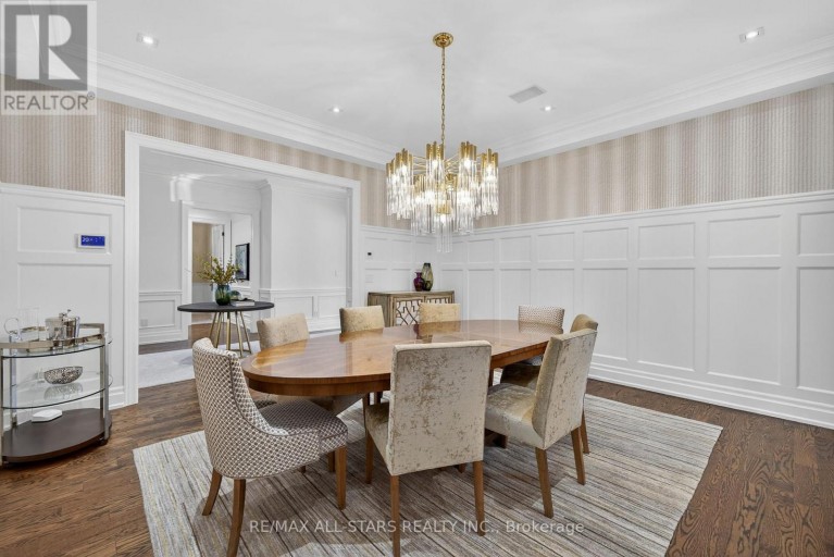 126 HILLVIEW ROAD, Aurora (Aurora Village), Ontario, L4G2M5