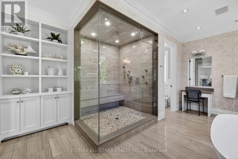 126 HILLVIEW ROAD, Aurora (Aurora Village), Ontario, L4G2M5