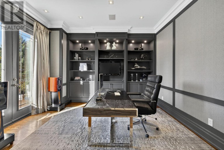 126 HILLVIEW ROAD, Aurora (Aurora Village), Ontario, L4G2M5