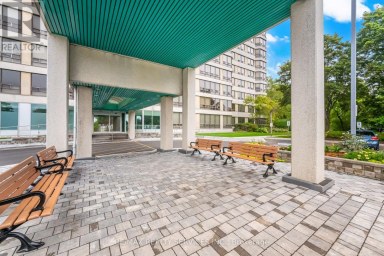 404 - 330 MILL STREET S Brampton (Brampton South) Ontario photo 2