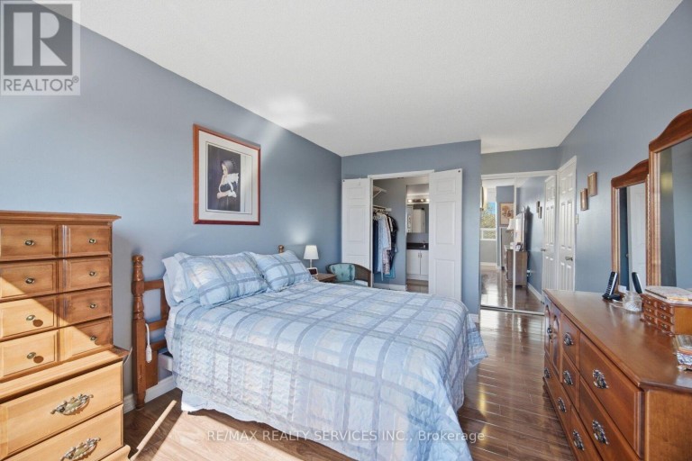 404 - 330 MILL STREET S, Brampton (Brampton South), Ontario, L6Y3V3