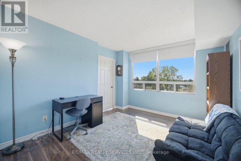 404 - 330 MILL STREET S, Brampton (Brampton South), Ontario, L6Y3V3