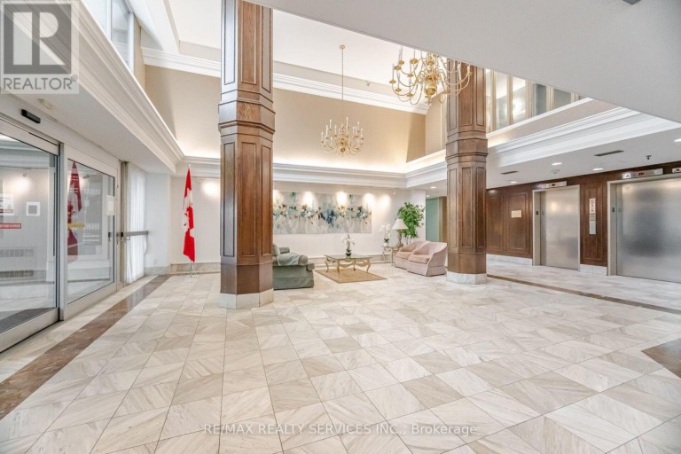 404 - 330 MILL STREET S, Brampton (Brampton South), Ontario, L6Y3V3