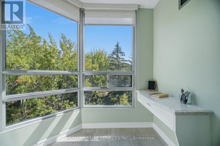 404 - 330 MILL STREET S, Brampton (Brampton South), Ontario, L6Y3V3