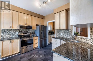 15 - 2800 COURTICE ROAD Clarington (Courtice) Ontario photo 6