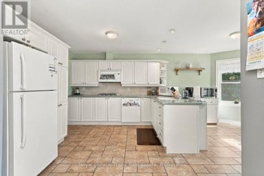 62 CEDARTREE LANE Kawartha Lakes (Bobcaygeon) Ontario photo 10