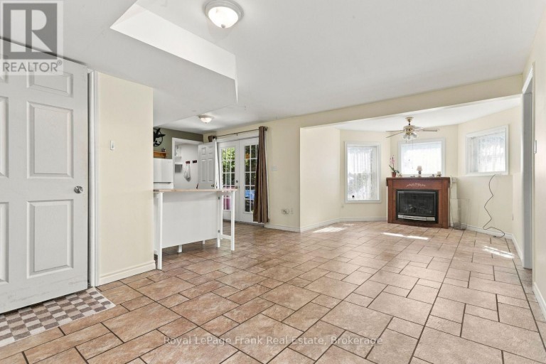 62 CEDARTREE LANE, Kawartha Lakes (Bobcaygeon), Ontario, K0M1A0