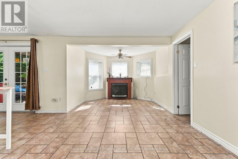 62 CEDARTREE LANE, Kawartha Lakes (Bobcaygeon), Ontario, K0M1A0