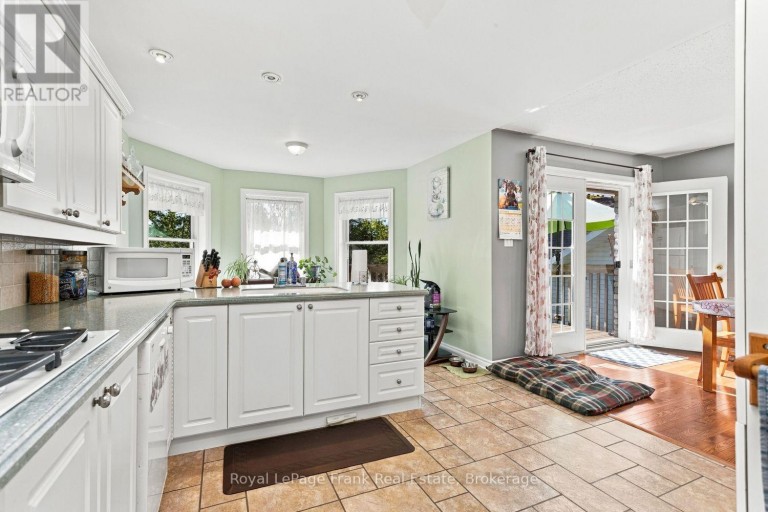 62 CEDARTREE LANE, Kawartha Lakes (Bobcaygeon), Ontario, K0M1A0