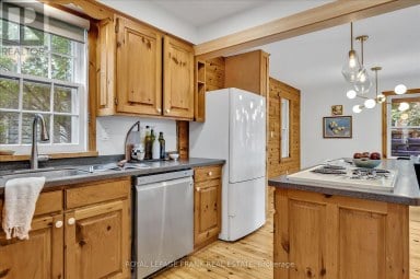 470 ALBERTUS AVENUE Peterborough (Town Ward 3) Ontario photo 23