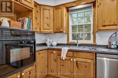 470 ALBERTUS AVENUE Peterborough (Town Ward 3) Ontario photo 25