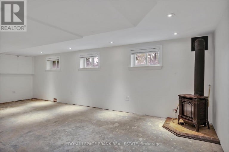 470 ALBERTUS AVENUE, Peterborough (Town Ward 3), Ontario, K9J6A2