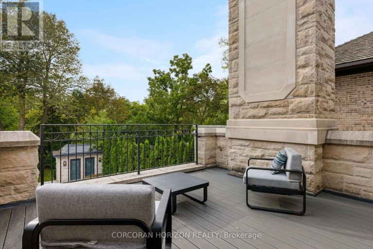 33 GREEN VALLEY ROAD, Toronto (Bridle Path-Sunnybrook-York Mills), Ontario, M2P1A4