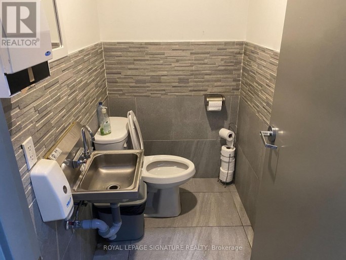 #112 - 10 MALLARD ROAD, Toronto (Banbury-Don Mills), Ontario, M3B0A7