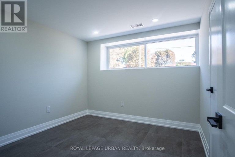 67 CAMPBELL DRIVE, Brampton (Northwood Park), Ontario, L6X2H8