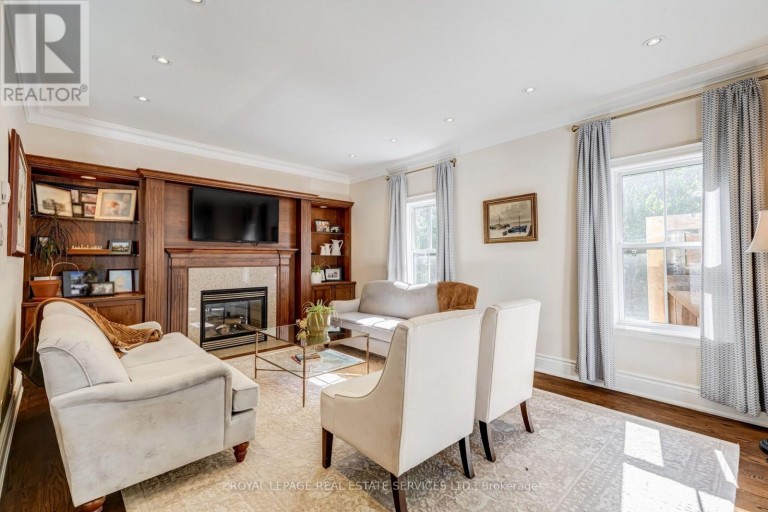 2305 BELYEA STREET, Oakville (BR Bronte), Ontario, L6L1N7