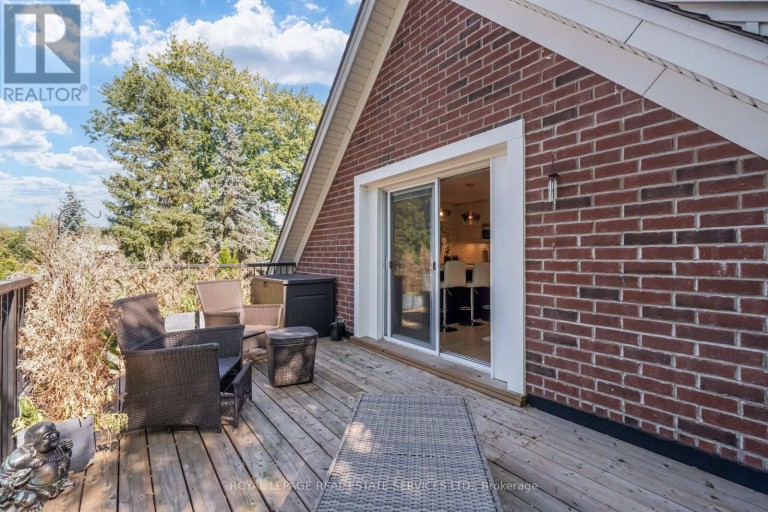 2305 BELYEA STREET, Oakville (BR Bronte), Ontario, L6L1N7