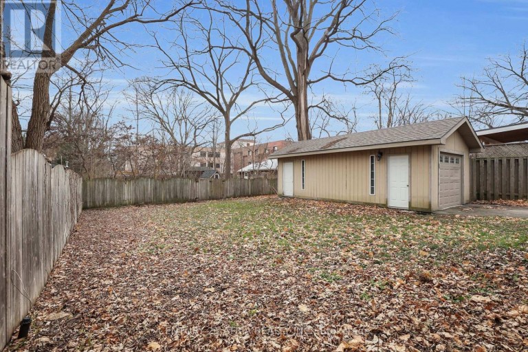 379 GROSVENOR STREET, London East (East B), Ontario, N6A1Z2