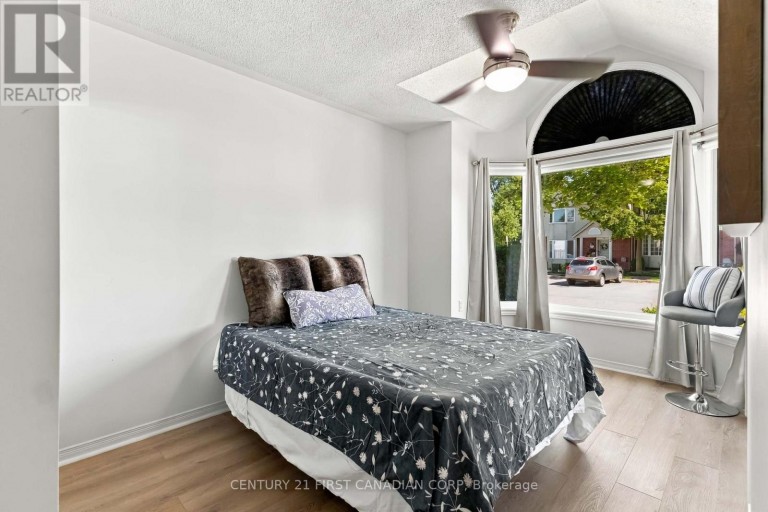23 - 20 KERNOHAN PARKWAY, London South (South D), Ontario, N6J4Y3