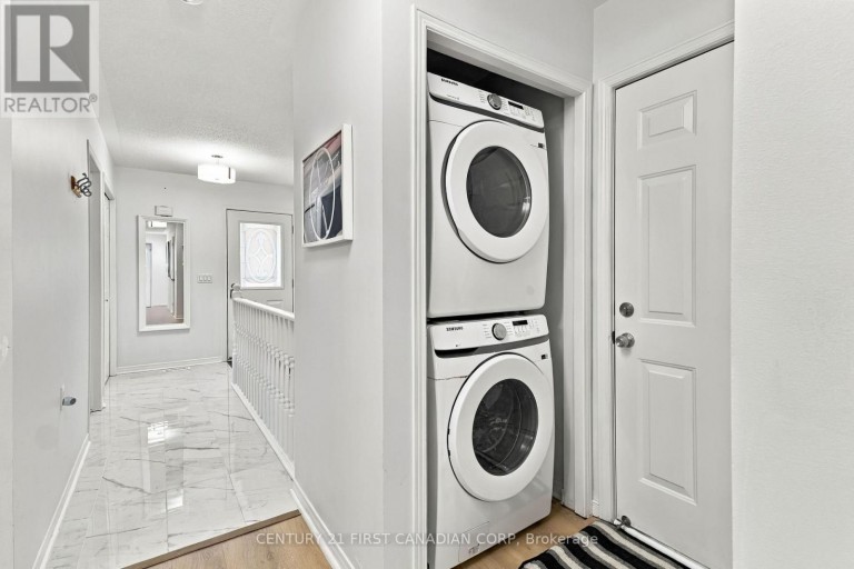 23 - 20 KERNOHAN PARKWAY, London South (South D), Ontario, N6J4Y3