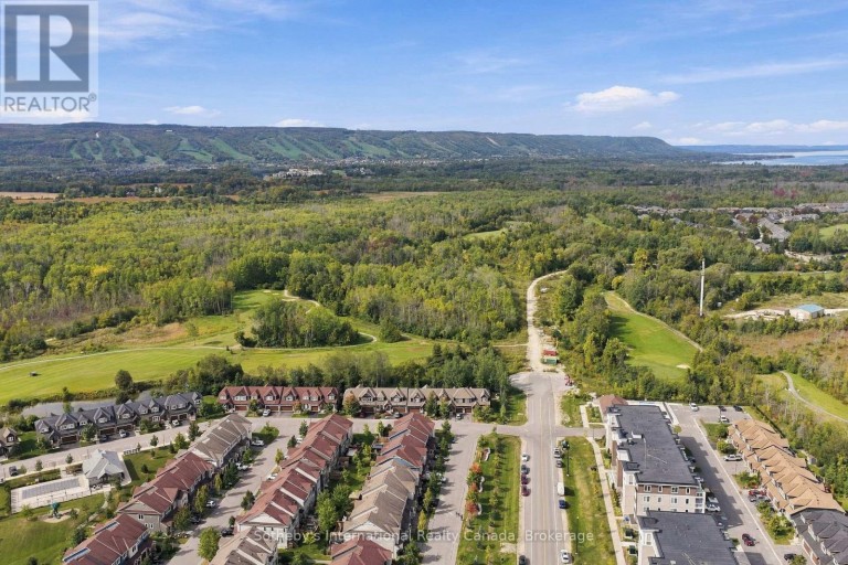 206 - 17 SPOONER CRESCENT, Collingwood, Ontario, L9Y1T3