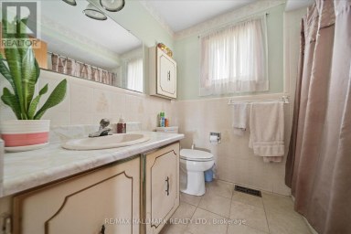 16 ASCOLDA BOULEVARD Toronto (Eglinton East) Ontario photo 23
