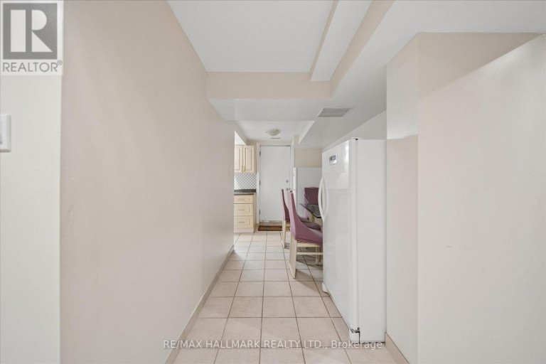 16 ASCOLDA BOULEVARD, Toronto (Eglinton East), Ontario, M1J2N7