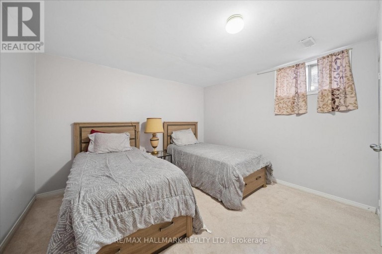 16 ASCOLDA BOULEVARD, Toronto (Eglinton East), Ontario, M1J2N7