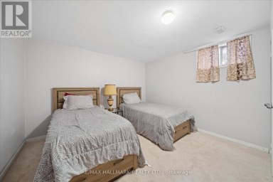 16 ASCOLDA BOULEVARD Toronto (Eglinton East) Ontario photo 35