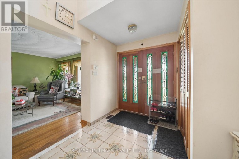 16 ASCOLDA BOULEVARD, Toronto (Eglinton East), Ontario, M1J2N7