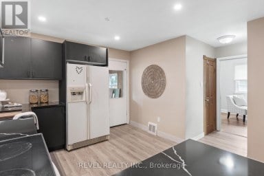 20 DIVISION STREET Kawartha Lakes (Lindsay) Ontario photo 18