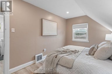 20 DIVISION STREET Kawartha Lakes (Lindsay) Ontario photo 22